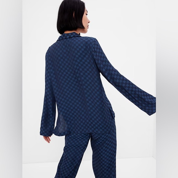 Gap • NWT Navy Blue Jacquard Checkered Satin Pajama Shirt Size XL - Picture 2 of 6